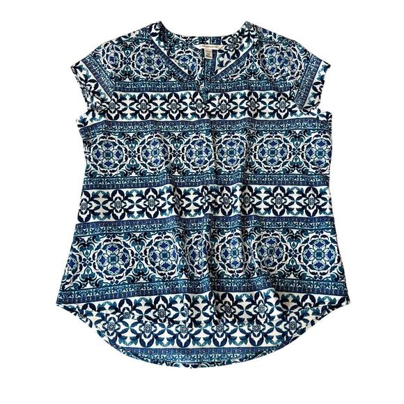 croft & barrow Tops - Women's Short Sleeved Patterned Blue Top Size
